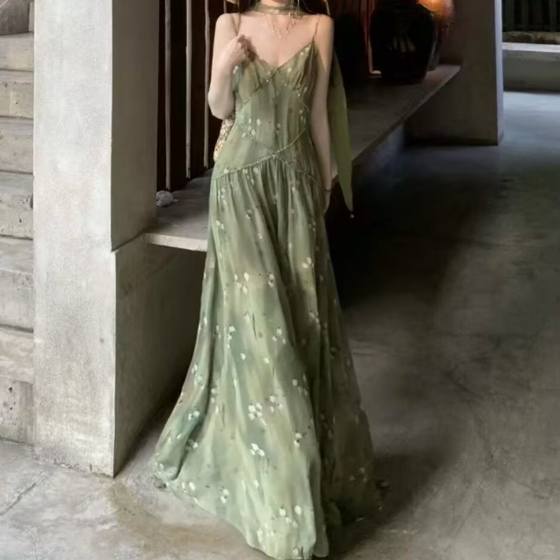Váy midi họa tiết hoa kiểu Phá - đánh giá và giá French Vintage Floral Midi Dress
